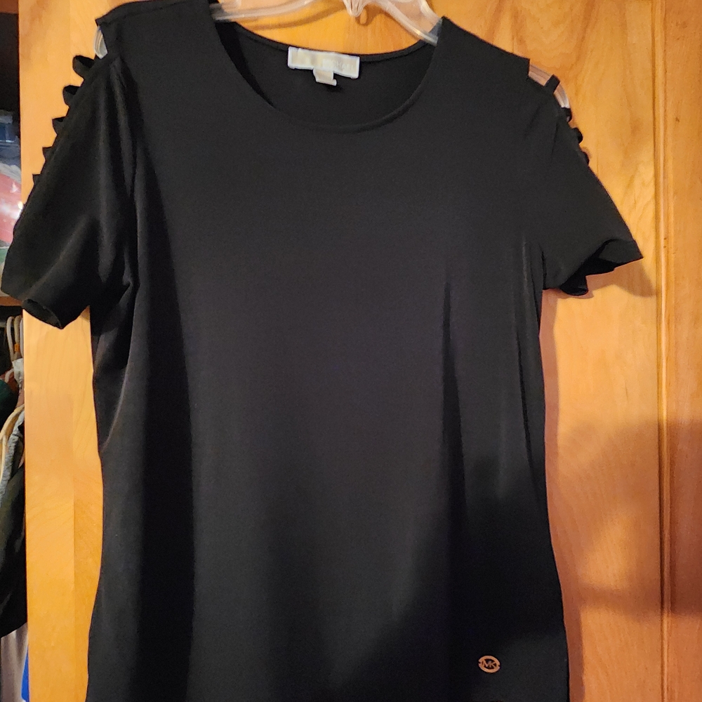 MICHAEL Michael Kors Black Short Ladder Sleeve Top